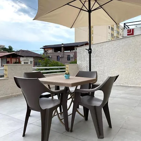 Tinas Guest house *