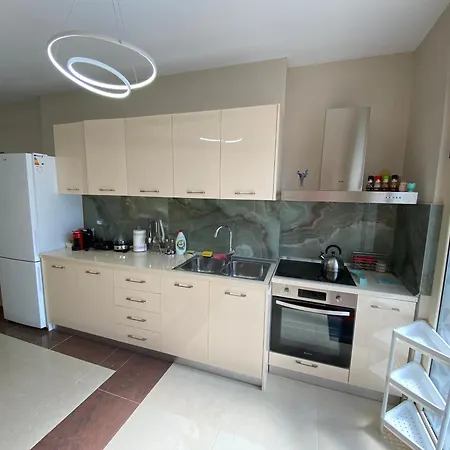Tinas Guest house