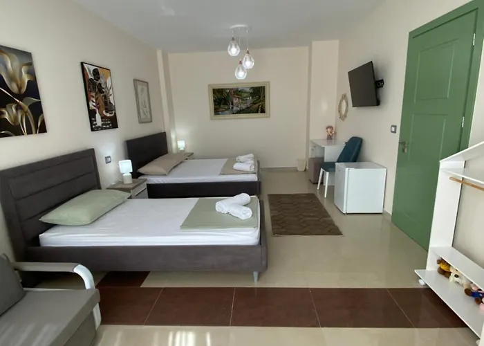 Tinas بيت ضيافة